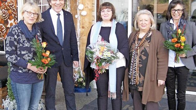Im Bild (von links): Judith Weberpals, Schulamtsleiter Norbert Hauck, Claudia Lieb, Gertrud Tischer und Gabriele Ro&szlig; Foto: privat
