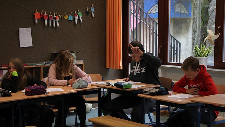 Die St. Martin Schule in Riedenberg führt Schüler von der ersten bis zur neunten Klasse. Foto: Ulrike Müller