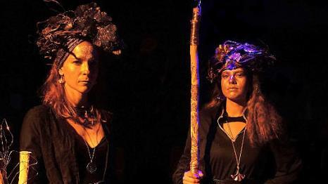 "Kathanna": links Katharina H&uuml;ckst&auml;dt und rechts Annabel Adler
