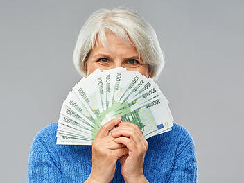 Geld, Euro, Rente, Kindererziehungszeit