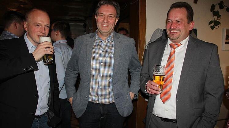 Von links: Thomas Löffler, Klaus Löffler und Mitbewerber Peter Grüdl. Foto: Veronika Schadeck