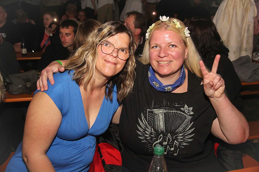 Party mit den DORFROCKERN Party mit den DORFROCKERN