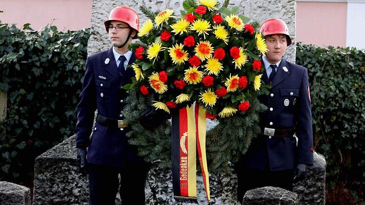 In Nordhalben gedachten die Bürger und Vereinsvertreter der Kriegsopfer.