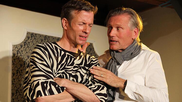 Männerfreundschaft: Pierre und Antoine sind seit 30 Jahren Freunde. In letzter Zeit ist es beiden etwas langweilig zusammen geworden. Aber nun kommt alles auf den Tisch.Katharina Müller-Sanke