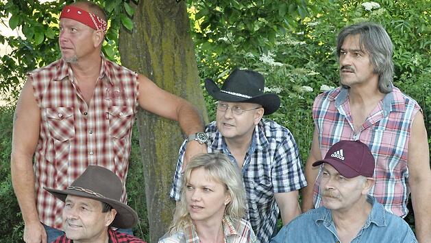 Die Country-Coverband Hatehill-County um Frontfrau Mary gibt am Sonntag, 26. September, im Biergarten „Haus auf dem Zeilberg“ ein Benefizkonzert.