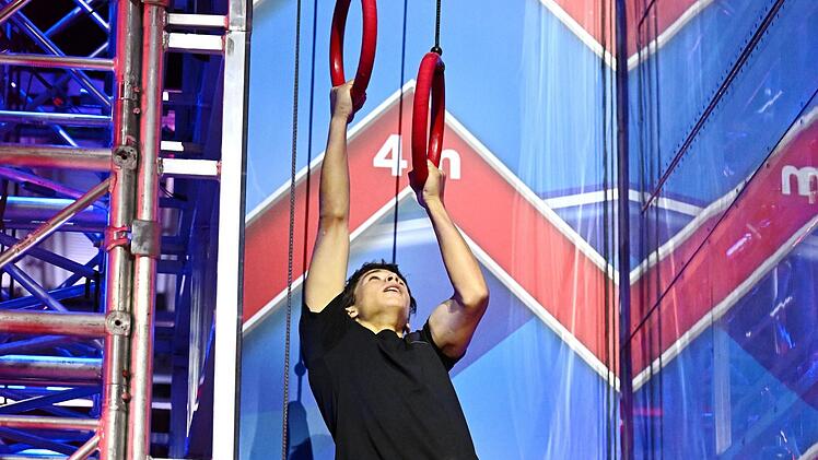 "Das ist ein Ninja-Märchen!" Ausgerechnet der 16-jährige Newcomer Jonas Moritz knackte die unsichtbare Leiter als Erster - und scheinbar mühelos.