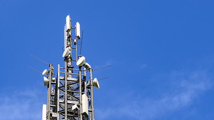 Infrastruktur f&uuml;r mobiles Internet: Mobilfunkmast