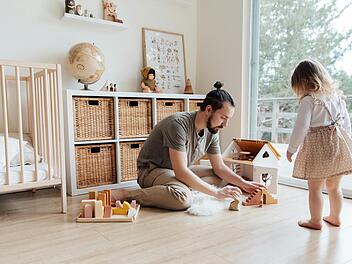 Schadstoffe im Kinderzimmer vermeiden: Darauf kommt es bei Möbeln und Spielzeug an