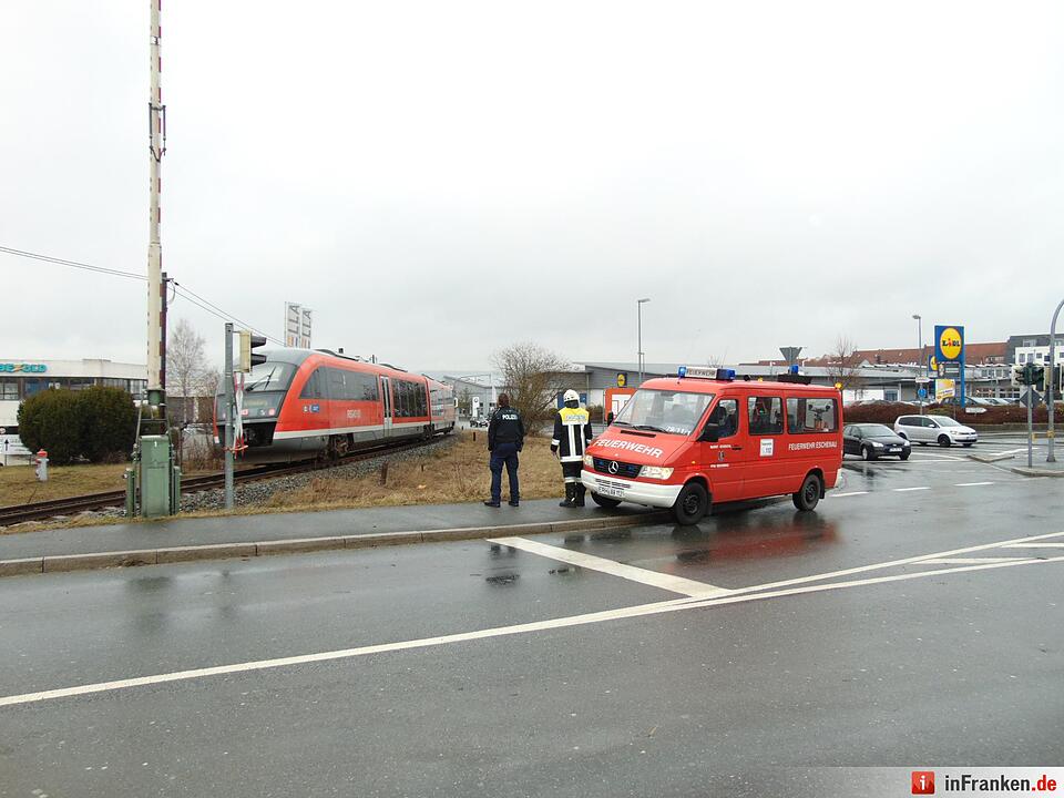Zug streift Frau in Eschenau