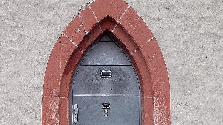 Das Portal der Kapelle St. Walpurgis: Sie gab dem bekannten Walberla vermutlich seinen Namen.