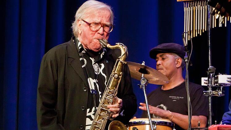 Klaus Doldinger und Passport begeistern beim Gastspiel im Gesellschaftshaus. Foto: Jochen Berger