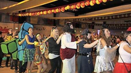 Polonaise voraus: Die Stimmung hätte besser kaum sein können.