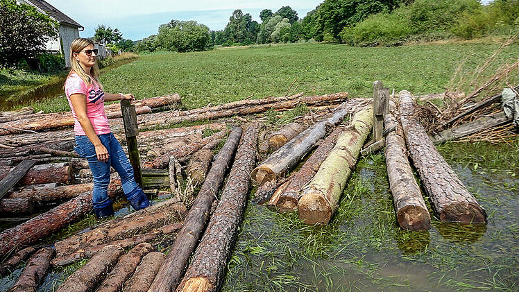 Adelsdorf: Nach Hochwasser - Anwohnerin berichtet vom Horror-Samstag