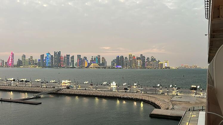 Iran-Krieg - Kreuzfahrtschiff vor Doha