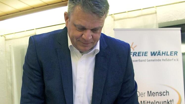 Das Kandidatenteam der Freien Wähler ist wie ein Kuchen - eine runde Sache mit den besten Zutaten, findet Erich Biermann.