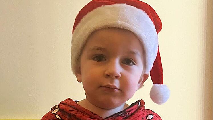 Charlie (3) aus Bamberg schwer erkrankt - Mutter steht vor Mammutaufgabe