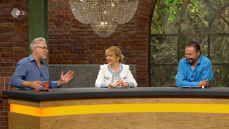 Der Storch weckte bei allen H&auml;ndlern Assoziationen: "Der Wunsch ist da, aber die Nerven haben wir nicht mehr daf&uuml;r", grinste Cizek bei dem Gedanken an mehr Nachwuchs. Trotzdem kaufte er die Rarit&auml;t f&uuml;r 220 Euro.