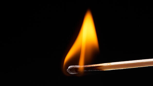 Energieausfall im Katastrophenfall: Im Vorteil ist, wer Streichh&ouml;lzer, Kerzen & Co. zu Hause hat.