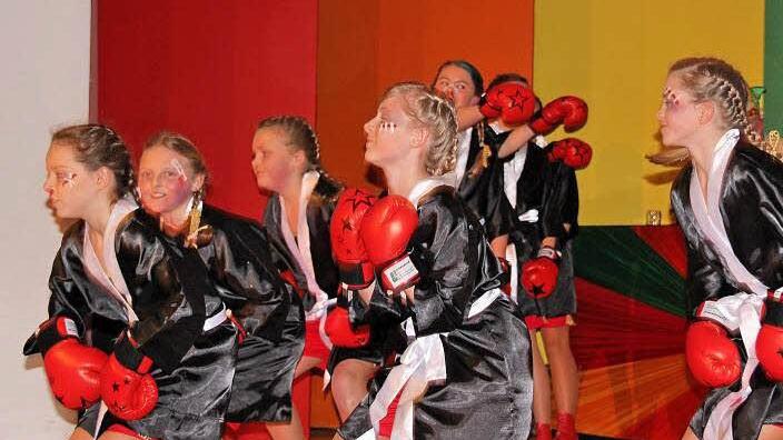 Faschings-Prunksitzung der Kolpingfamilie im Dicken Turm  Foto: Dieter Britz