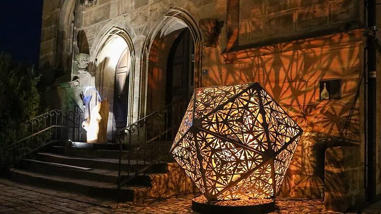 Es kann losgehen: "Kronach leuchtet 2019" steht in den Startlöchern, diesmal mit 86 Lichtpunkten. Foto: Barbara Herbst