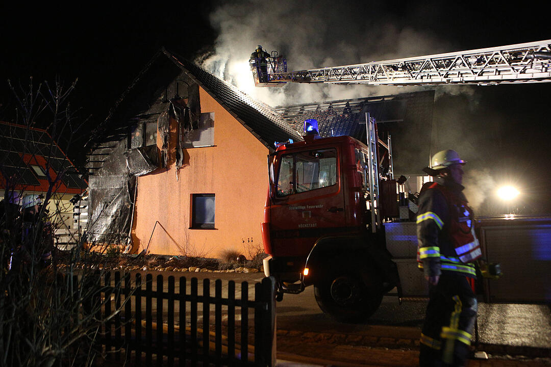 Pommersfelden (Landkreis Bamberg): Feuer zerstört Einfamilienhaus