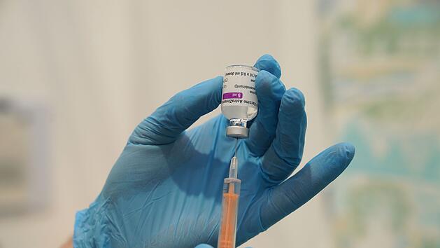 Schweinfurt: Fr&auml;nkischer Soldat verweigert Corona-Impfung - weiterer Erfolg vor Gericht