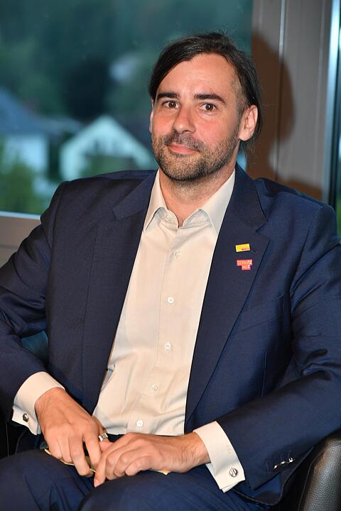 Podiumsdiskussion zur Bundestagswahl in der Brose Arena in Bamberg
