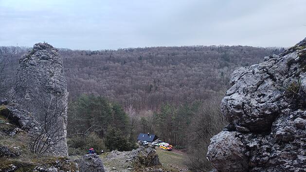 Kletterer st&uuml;rzt im Kreis Bamberg metertief in den Abgrund