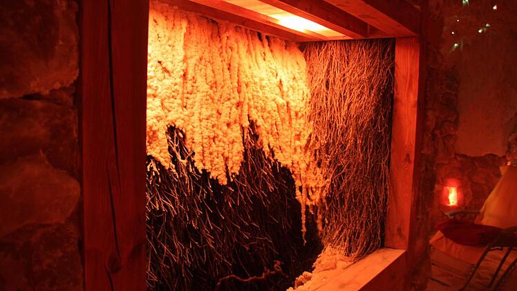 Drinnen ist es feucht und kühl.