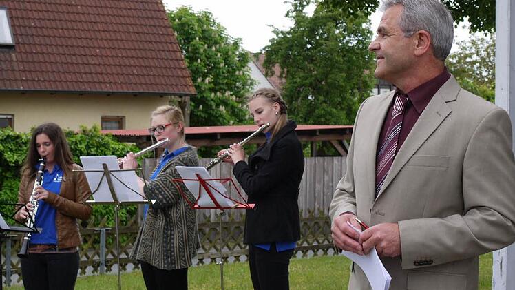 Ludwig Nagel genoss das Ständchen zur Amtseinführung. Fotos: Pauline Lindner