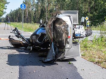 Unfall bei Feucht: Motorradfahrer stirbt