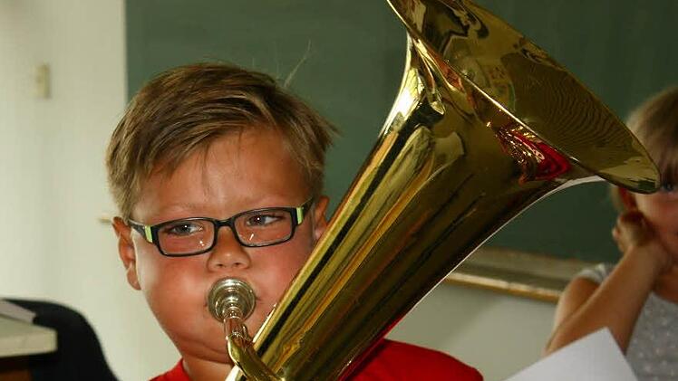 Mit dem Tenorhorn beginnt, wer einmal die große Tuba spielen will.