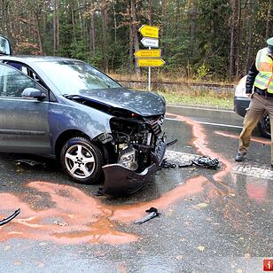 Kreis Fürth: Zwei Autos kollidieren bei Cadolzburg