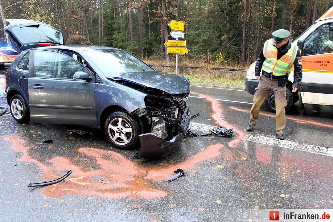 Kreis Fürth: Zwei Autos kollidieren bei Cadolzburg