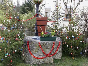 Haag bei Aufse&szlig;: &Auml;ltester Osterbrunnen der Fr&auml;nkischen Schweiz