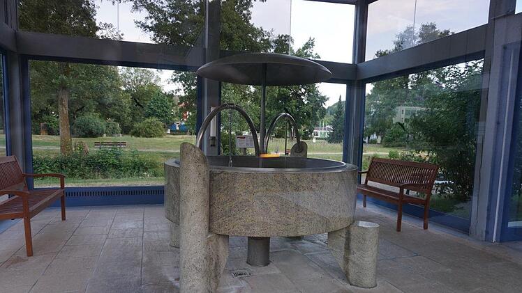 Der Georgi-Sprudel ist die einzige Quelle in ganze Bayern, die von allen  Krankenkassen für ambulante Trinkkuren anerkannt wurde.Marion Eckert