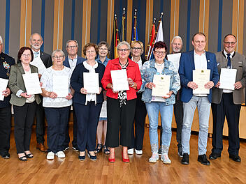 Ehrenamtliche im Landratsamt Bamberg geehrt - "h&ouml;chste Anerkennung"