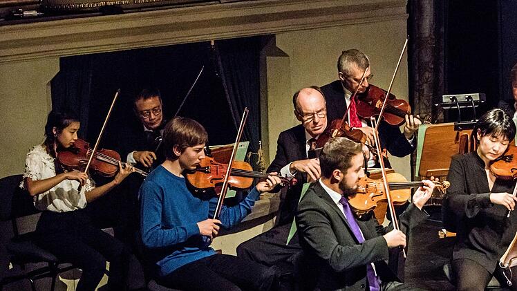 Impressionen vom Mitmachkonzert im Landestheater Coburg: Wenn junge Talente gemeinsam mit Profis auftreten.Foto: Jochen Berger