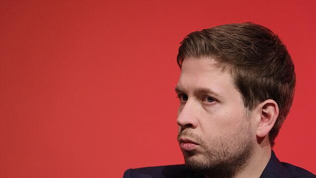 Doch nicht wegen der Gesundheit? Kevin K&uuml;hnert erkl&auml;rt R&uuml;cktritt - "rote Linie"