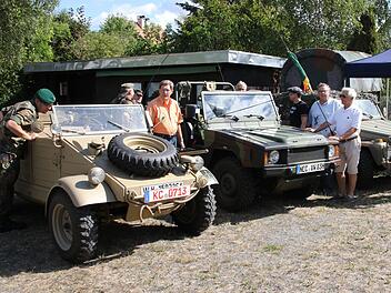 Zusammenkunft beim militärhistorischen Fahrzeugtreffen in Neustadt-Wildenheid Foto: Michael Stelzner