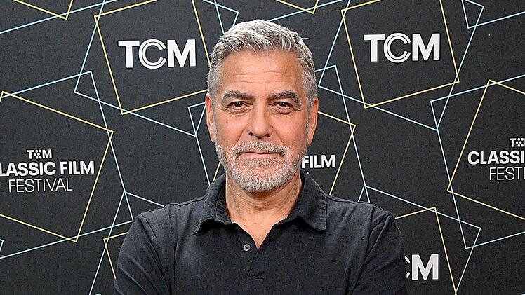 George Clooney hat bereits erste Details &uuml;ber "Ocean's 14" verraten. Dem Film liege ein "gro&szlig;artiges Drehbuch" zugrunde, erkl&auml;rte er.