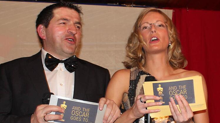 Die Conferenciers Sabine Breitenbach und Matthias Müller führten durch ein glanzvolles Programm
