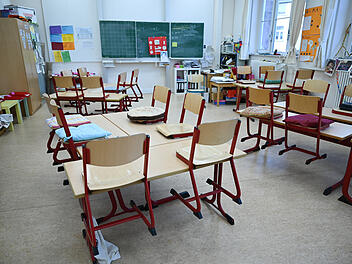 Nürnberger Lehrer schreiben Brandbrief an Kultusminister Piazolo - dauerhafte Schulöffnung gefordert