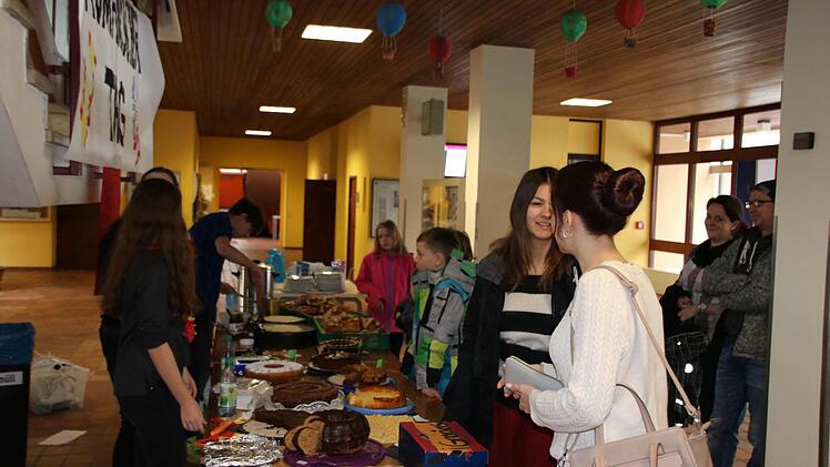 Eindrücke vom Romanischen Tag am Hammelburger Gymnasium. Foto: Ralf Ruppert