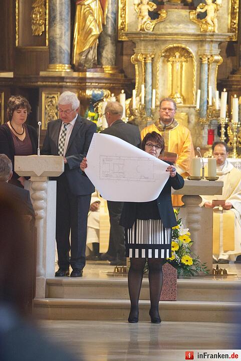 Nach einjähriger Kirchensanierung: Hannberg feiert die Wiedereröffnung der Wehrkirche der Pfarrei Geburt Mariens Hannberg
