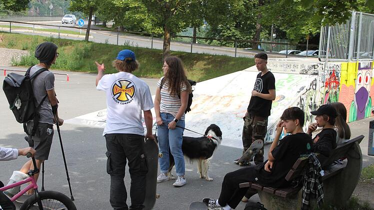 Impressionen von der Arbeit der Kulmbacher Streetworker. Foto: Amelie Theuer