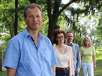 Wollen die Kommunalpolitik auf Ökologie umkrempeln:  Peter Winkler,  Irmgard Schlehlein, Andreas Popp und  Lydia Göbel. Foto: Christian  Bauriedel