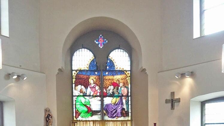 Die kleine Hauskapelle des Elisabethaspitals in Bad Königshofen soll saniert werden. Vor 162 Jahren wurde sie geweiht. Gottesdienste finden hier jeden Donnerstag statt. Außerdem gibt es im Jahreskreis Andachten. Foto: Friedrich