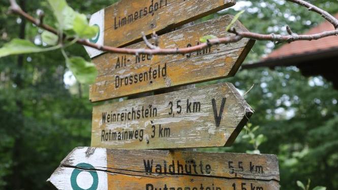 Vom Weinreichsgrab zur Waldhütte sind es fünfeinhalb Kilometer. Foto: Barbara Herbst