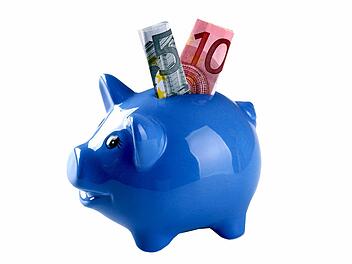 Prekär für die Marktleugaster Bürger: Für die vom Finanzministerium geforderte Haushaltskonsolidierung muss der Gemeinderat den Rotstift fast in allen Bereichen ansetzen. Foto: dpa